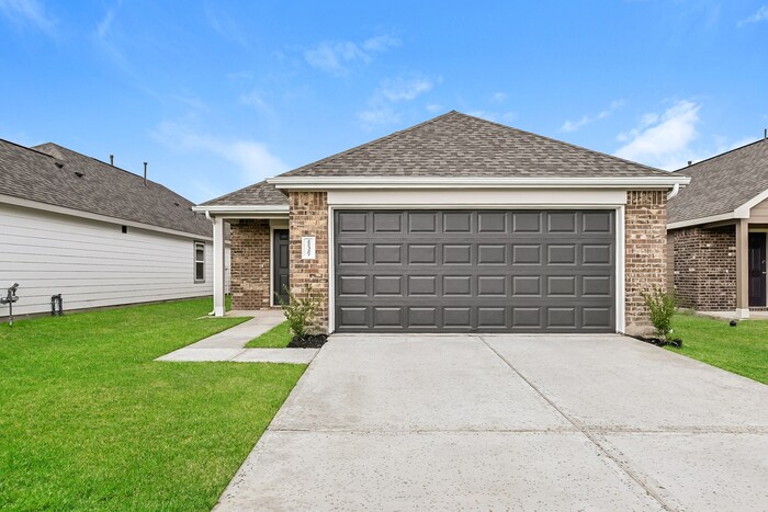 Primary Photo - 22327 Merlin St