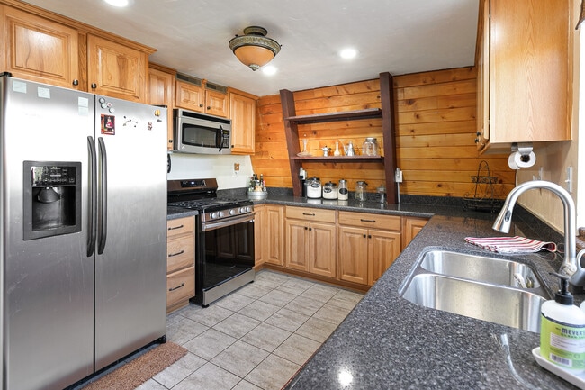 Foto del edificio - 26555 Brentwood Dr