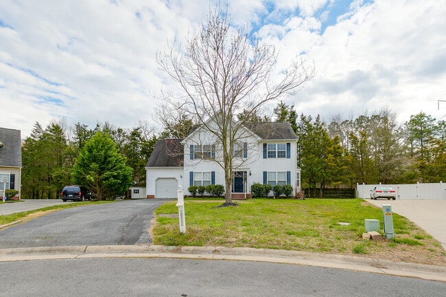 Building Photo - 10700 Hunton Station Ct, Glen Allen, VA 23059