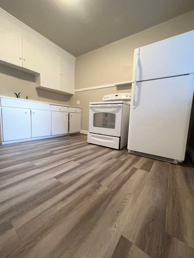Photo - 183 E Kelsey Ave