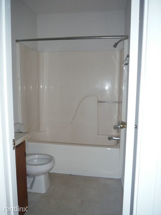 Foto del edificio - 3204 Summer Pl