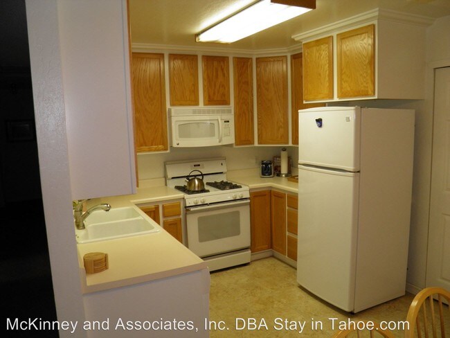 Building Photo - 817 Tahoe Island Dr