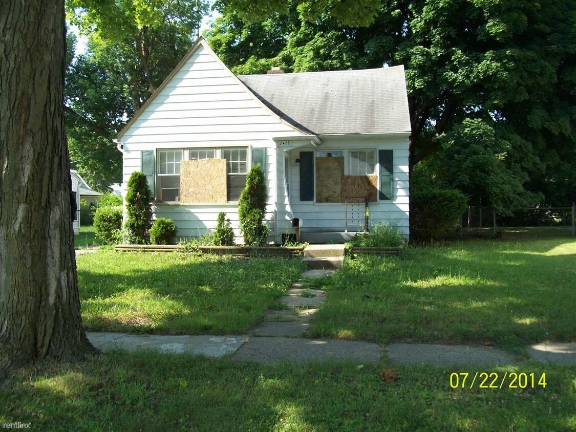 Primary Photo - 2 br, 1 bath House - 2425 Mallery St