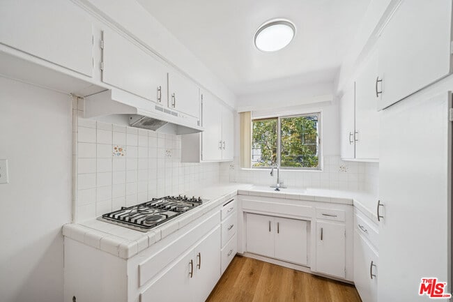 Foto del edificio - 842 Westbourne Dr