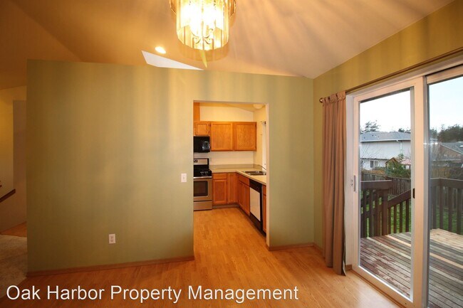 Building Photo - 3 br, 2.5 bath House - 1520 Sw 9th Ave