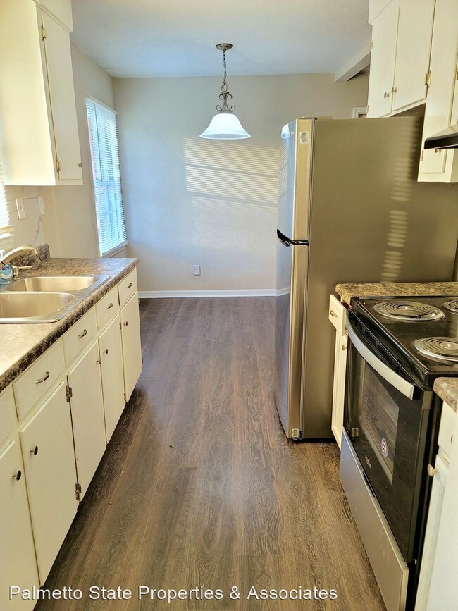 Building Photo - 3 br, 1.5 bath House - 115 Blossom Street