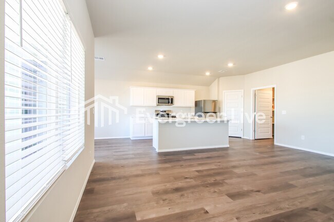 Foto del edificio - 1100 W Lawton Rd