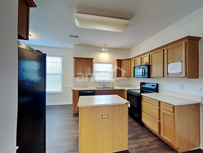 Foto del edificio - 7511 Wilkins Terrace Dr