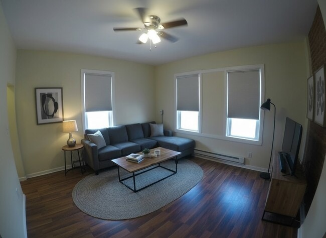 Foto del edificio - 2516 E Lehigh Ave