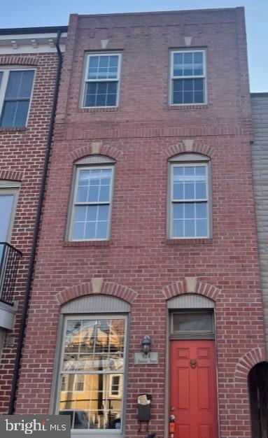 Building Photo - 924 S Robinson St
