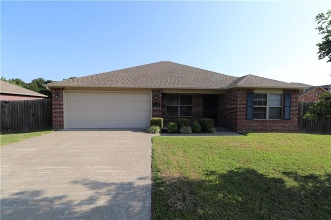 Building Photo - 3234 Laurel Spring Cove