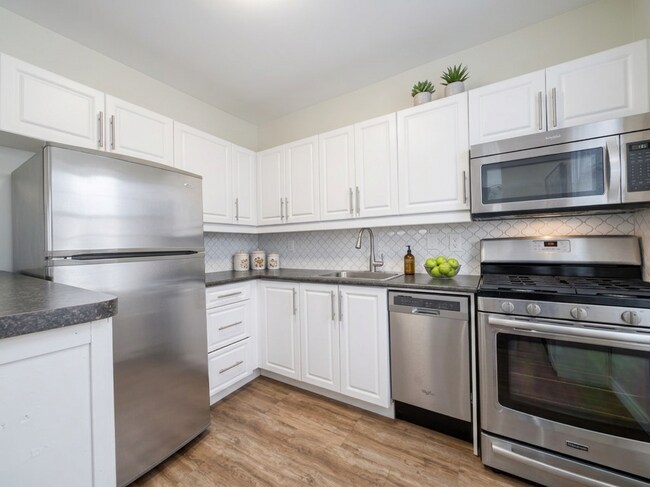 Photo du bâtiment - 92 Neville Park Blvd