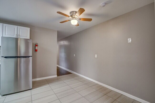 Foto del edificio - 3537 Epley Ln
