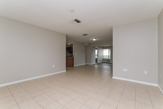 Foto del edificio - 11171 Heathwood Ave