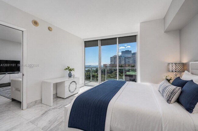 Foto del edificio - 495 Brickell Ave