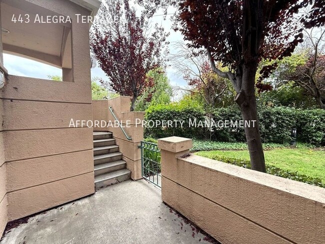 Building Photo - 443 Alegra Terrace