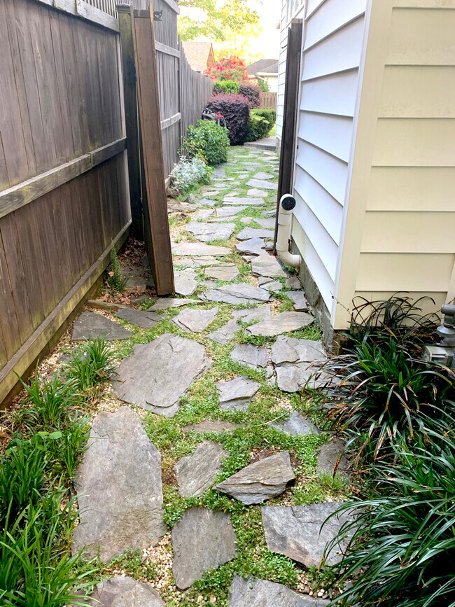 Foto del edificio - 22 Cureton St