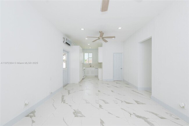 Foto del edificio - 205 SE 4th St