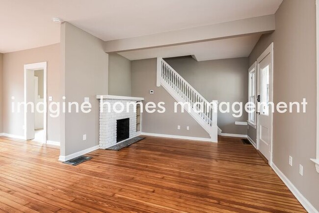 Building Photo - 1633 Cordova Ave