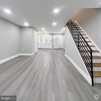 Building Photo - 238 N 9th St