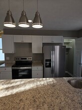 Building Photo - 7520 N 285th Ave Cir