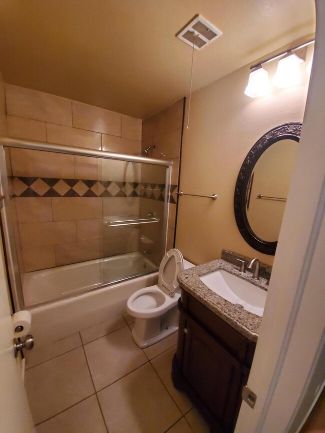 Foto del edificio - 4433 N Stanton St