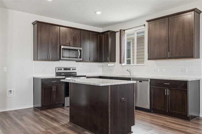 Foto del edificio - 201 Katie Elder Dr