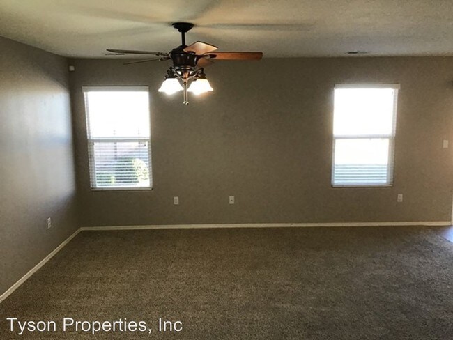 Building Photo - 4 br, 2.5 bath House - 6427 Avenida Madrid NW