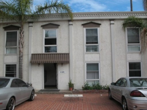 Primary Photo - 1129 Torrey Pines Rd