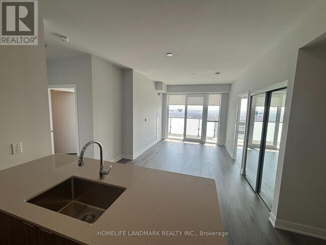 Building Photo - 430-3430 Square One Dr