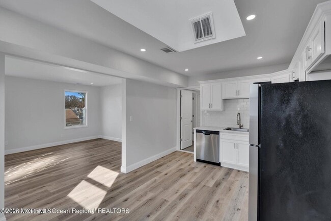 Building Photo - 152 Windward Dr