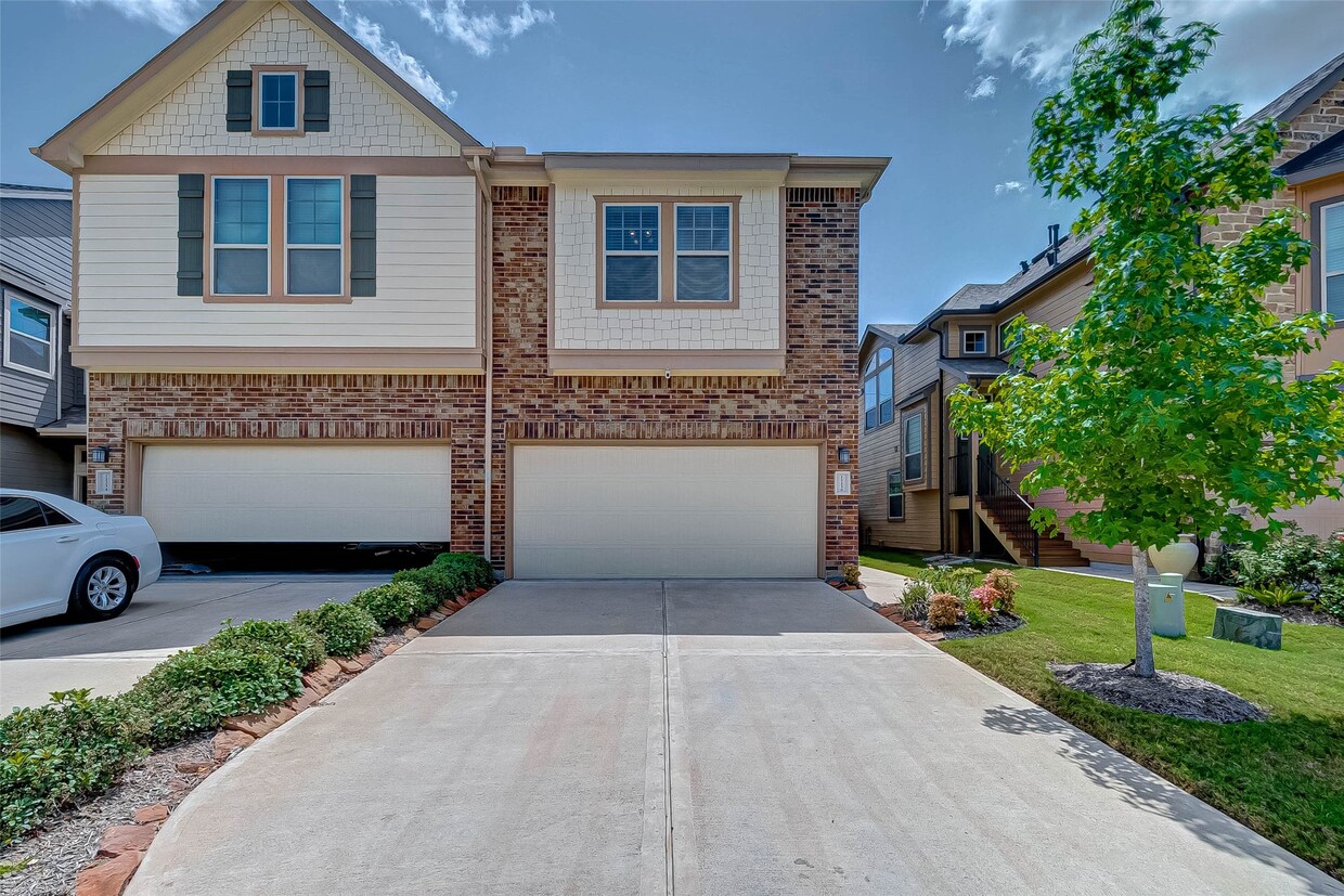 Foto principal - 12230 La Strada St