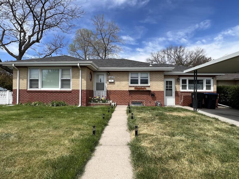 Primary Photo - 1602 Hot Springs Ave