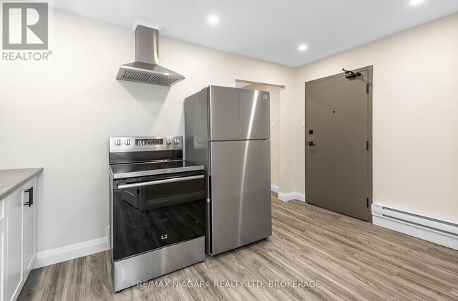 Building Photo - 264 West St