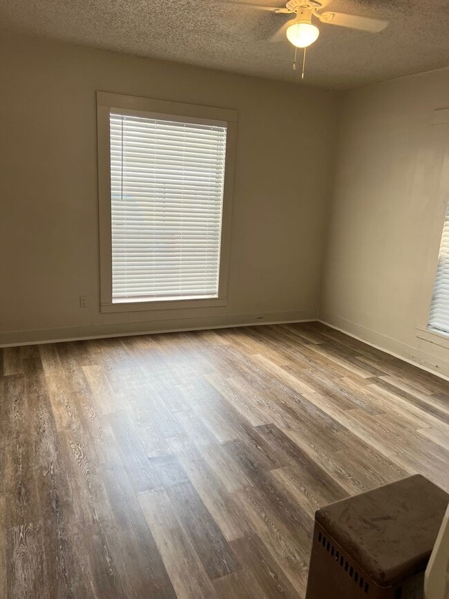 Foto del edificio - Large 3/2 Home in Sweetwater with Shop