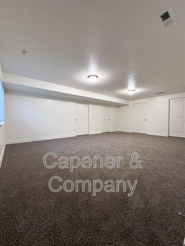 Building Photo - 225 W 950 S