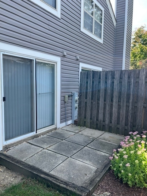 Building Photo - 1226 N Knollwood Dr