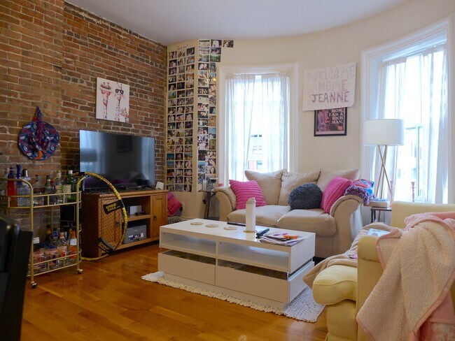Foto del edificio - 29 E Springfield St