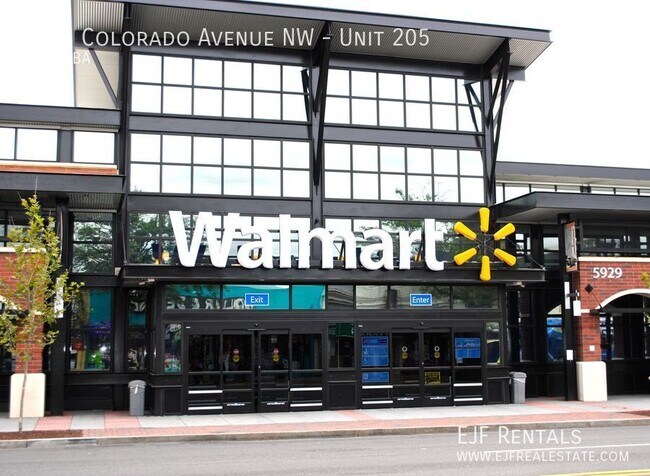 Foto del edificio - 5885 Colorado Ave NW
