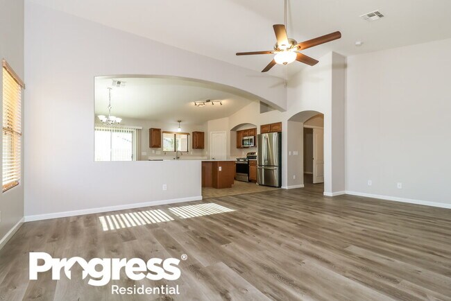 Building Photo - 17517 W Larkspur Dr