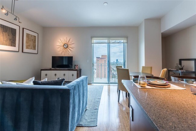 Foto del edificio - 5250 Brownway St