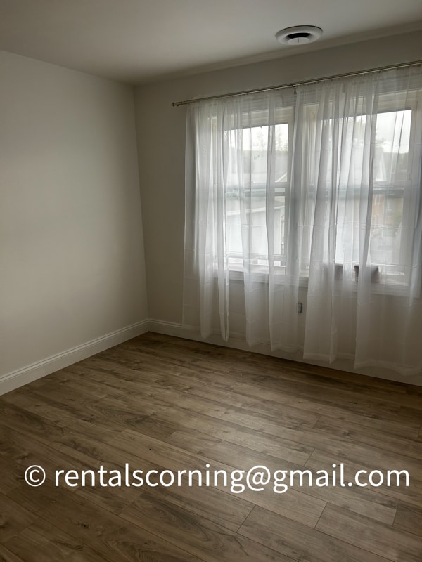 Building Photo - 184 W Pulteney St