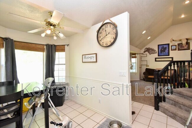 Foto del edificio - 1227 W 1835 N