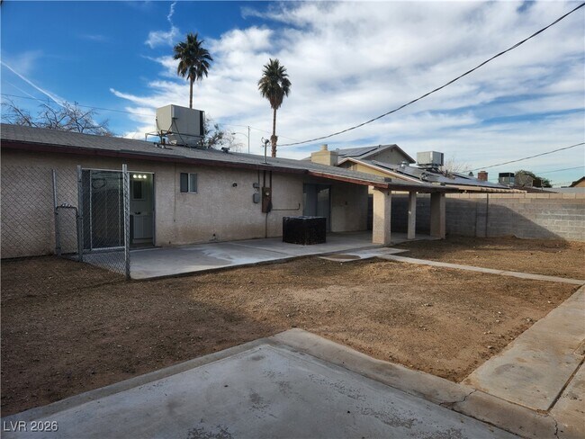 Foto del edificio - 609 Carpenter Dr