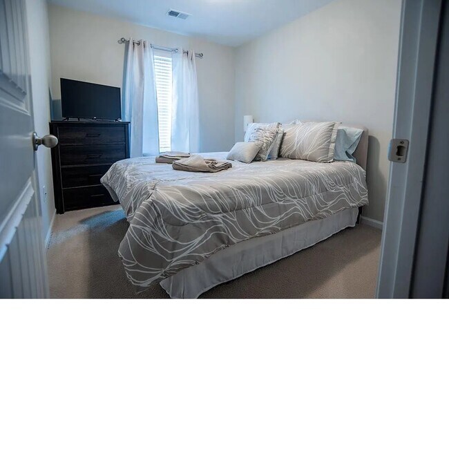 Foto del edificio - Lakeview Commons Townhouse for Rent