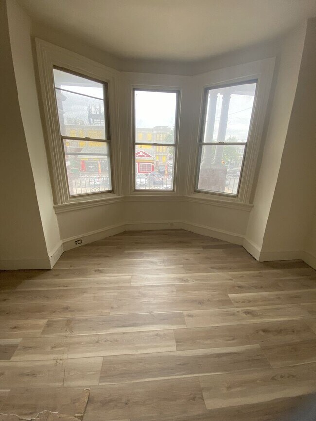 Foto del edificio - Come see this beauty today