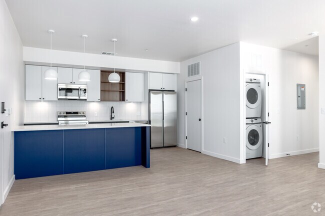 2 habitaciones, 2 baños - 995 pies cuadrados - B8 - Cocina - The Lindy at Wheeler