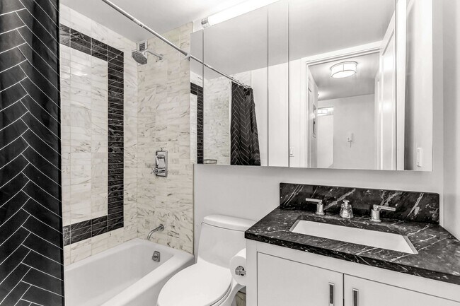 Foto del edificio - 200 E 94th St