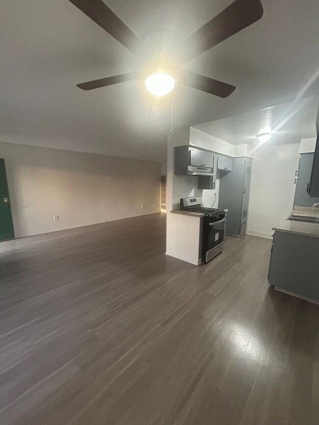 Foto del interior - Revere Village Apartments