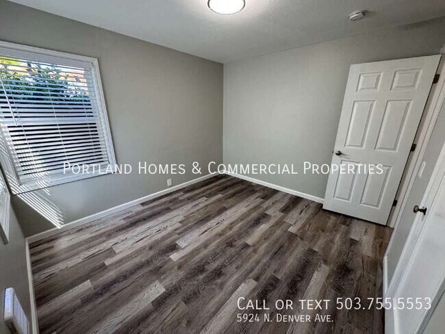 Building Photo - 5924 N Denver Ave